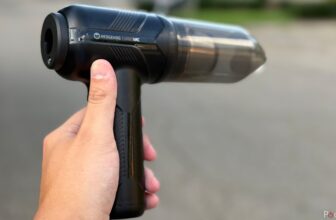 This handheld automobile vacuum made my journey cl...