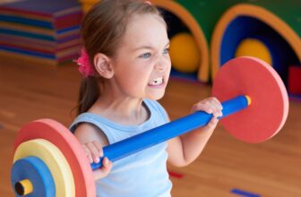 Does Lifting Weights Stunt Progress in Children? W...