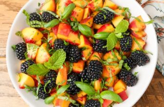 Peach Fruit Salad – Barefeet within the Kitc...